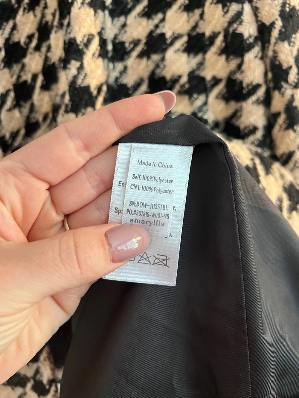 Amaryllis houndstooth blazer
